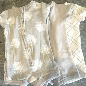 0-6m Gray Hanes Romper Bundle NWOT